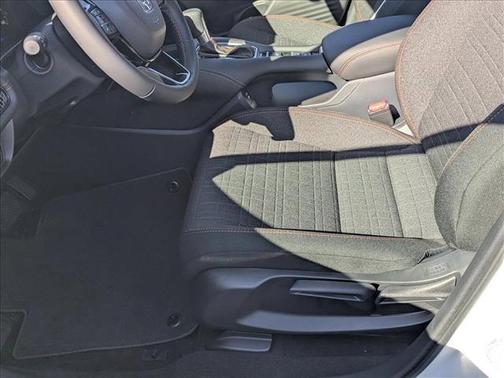 2026 Honda HR-V 2WD Sport