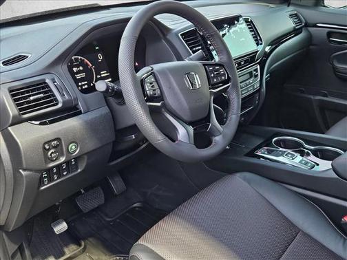 Platinum White Pearl 2026 Honda Ridgeline Black