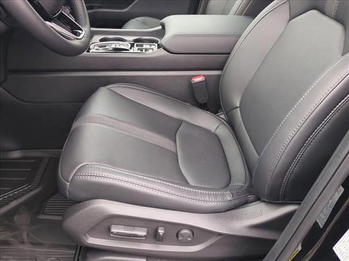 Crystal Black Pearl 2026 Honda Pilot EX-L