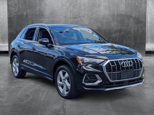 2020 Audi Q3 45 Premium