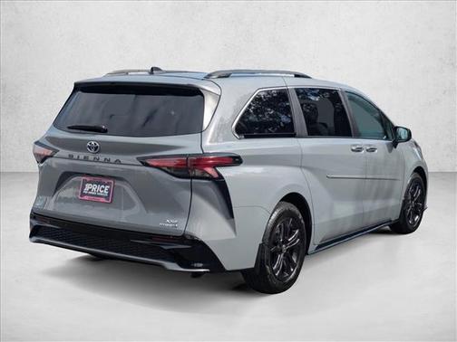 2024 Toyota Sienna XSE 7 Passenger