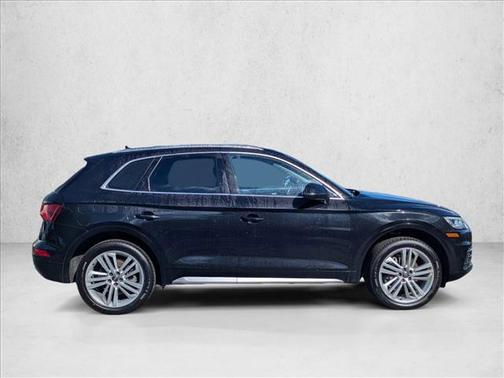 2018 Audi Q5 2.0T Premium Plus