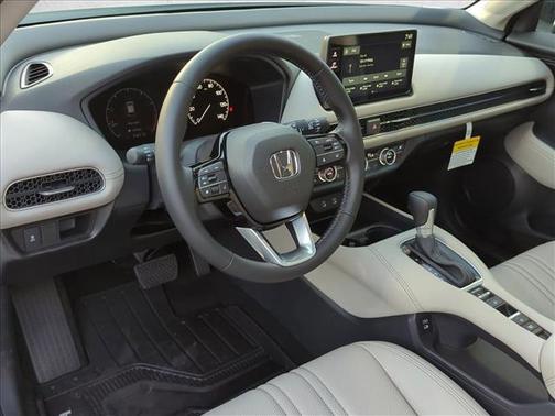 Platinum White Pearl 2026 Honda HR-V EX-L
