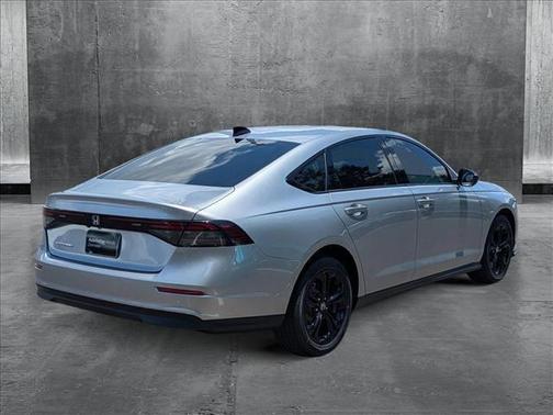 2025 Honda Accord Sport SE 1.5T