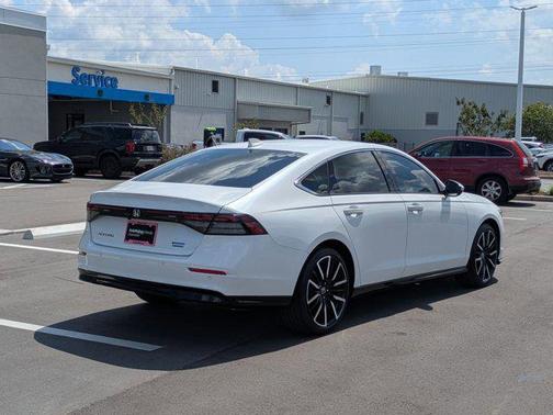2025 Honda Accord Hybrid Touring