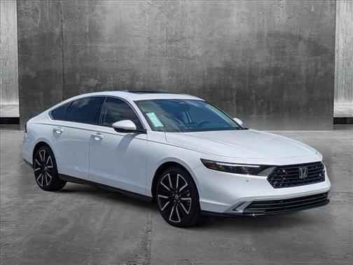 2025 Honda Accord Hybrid Touring