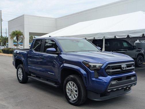 2025 Toyota Tacoma SR5