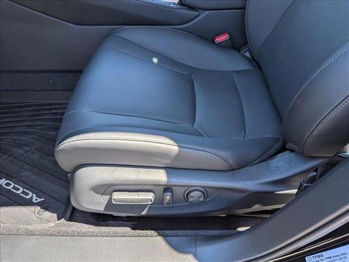 Crystal Black Pearl 2026 Honda Accord Hybrid Touring