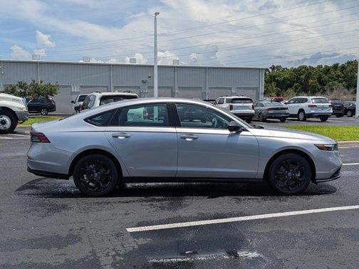 2025 Honda Accord Sport SE 1.5T