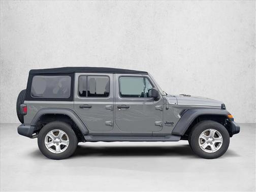 2022 Jeep Wrangler Unlimited Sport