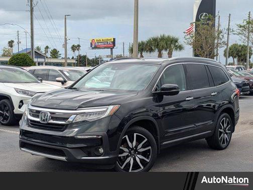 2021 Honda Pilot Touring 8-Passenger