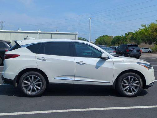 Platinum White Pearl 2024 Acura RDX Technology Package
