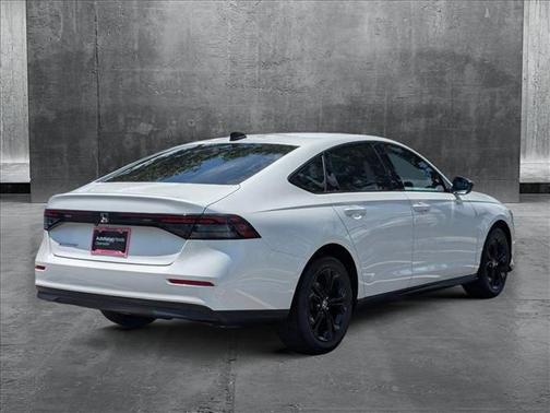 2025 Honda Accord Sport SE 1.5T