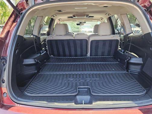 2022 Honda Pilot Touring 8-Passenger