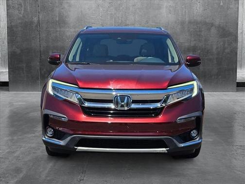 2022 Honda Pilot Touring 8-Passenger