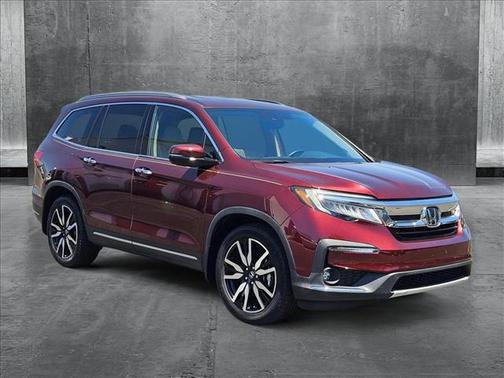 2022 Honda Pilot Touring 8-Passenger