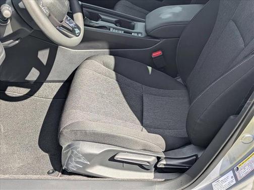 2025 Honda Accord LX 1.5T