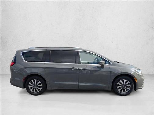 2021 Chrysler Pacifica Hybrid Touring L