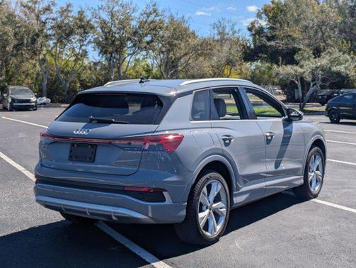2023 Audi Q4 e-tron Premium Plus 50 quattro