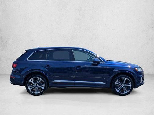 Galaxy Blue Metallic 2021 Audi Q7 55 Premium Plus