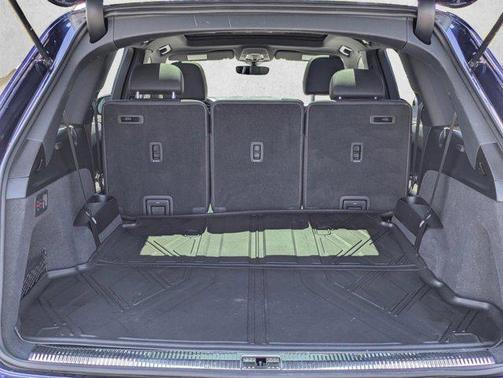 Galaxy Blue Metallic 2021 Audi Q7 55 Premium Plus
