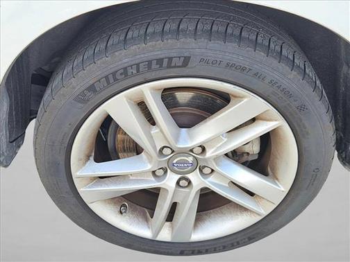 Ice White 2014 Volvo S60 T5 Premier