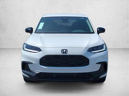 Platinum White Pearl 2026 Honda HR-V LX