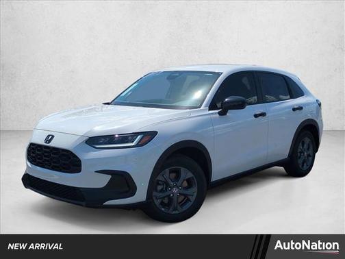 Platinum White Pearl 2026 Honda HR-V LX