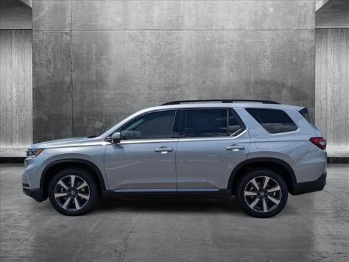 2025 Honda Pilot Touring 8-Passenger