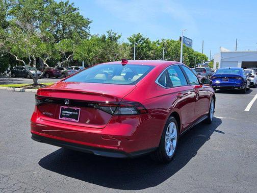 2025 Honda Accord LX 1.5T