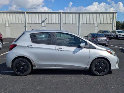 2017 Toyota Yaris L