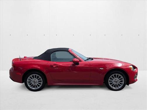 2018 FIAT 124 Spider Base