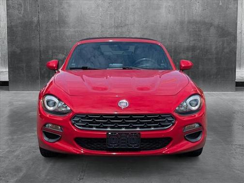 2018 FIAT 124 Spider Base