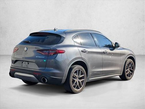 2018 Alfa Romeo Stelvio Ti Sport