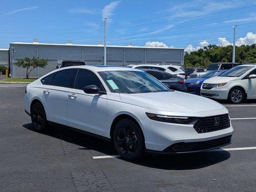 2025 Honda Accord Sport SE 1.5T