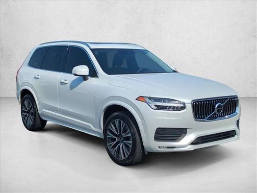 2021 Volvo XC90 T5 Momentum