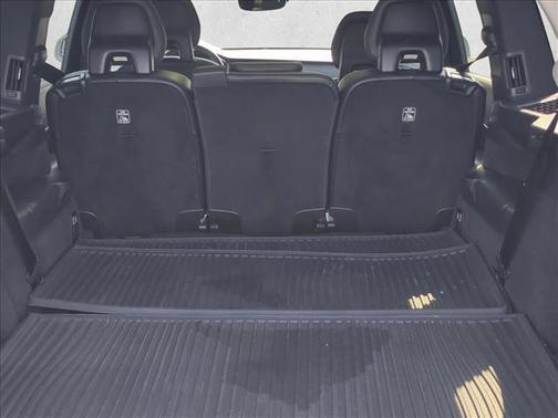 2021 Volvo XC90 T5 Momentum