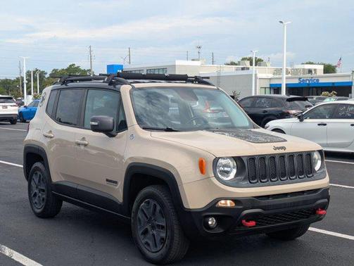 Mojave Sand 2017 Jeep Renegade Trailhawk