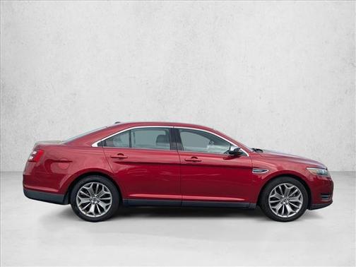 2016 Ford Taurus Limited