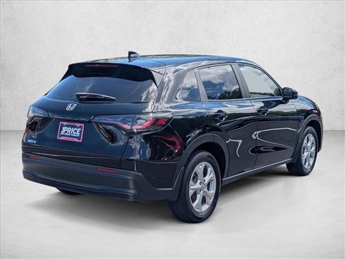 Crystal Black Pearl 2024 Honda HR-V LX