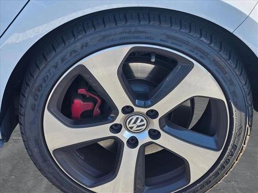 2019 Volkswagen Golf GTI 2.0T S 4-Door