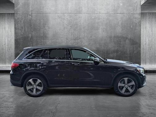2017 Mercedes-Benz GLC 300 Base