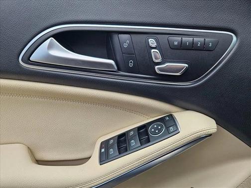 2017 Mercedes-Benz CLA 250 Base