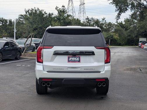 2023 GMC Yukon XL Denali Ultimate