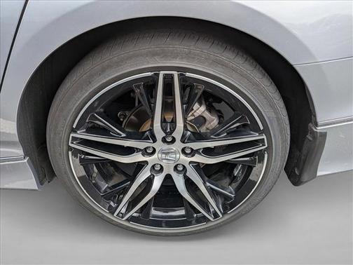 2022 Honda Accord Hybrid Touring