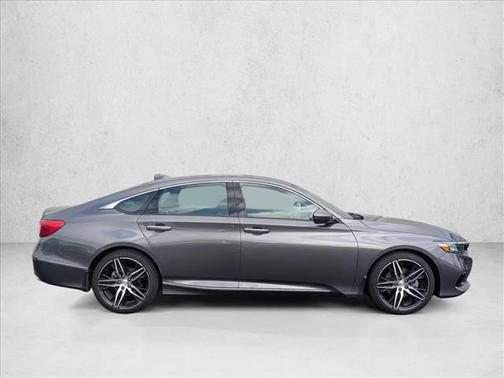 2022 Honda Accord Touring 2.0T
