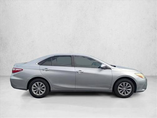 Celestial Silver Metallic 2016 Toyota Camry LE