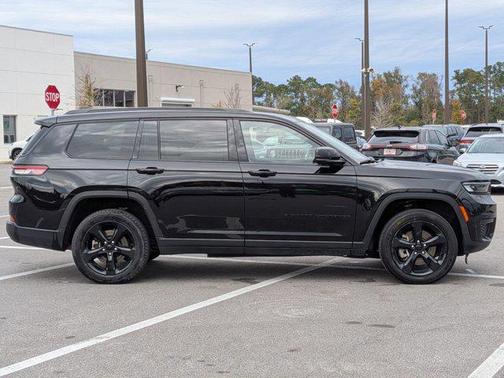 2023 Jeep Grand Cherokee L Altitude