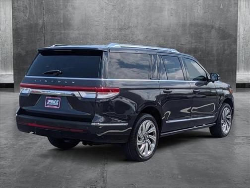 2023 Lincoln Navigator Reserve