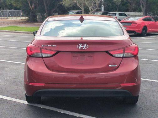 2016 Hyundai ELANTRA Limited